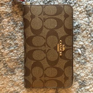 COACH Rainbow wallet in signature canvas